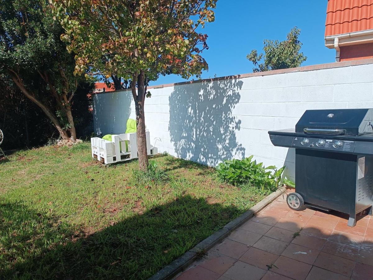 Santander-Liencres Villa Peral エクステリア 写真